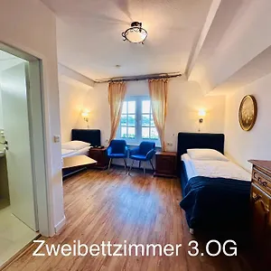 Hotel Altstadthotel Hayk Am Rhein, Colonia